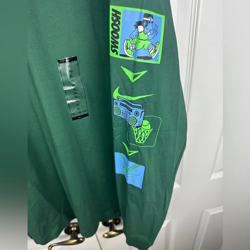 Nike Men’s XL Long Sleeve Green Cotton Basketball Shirt New with Tags DJ1584-333